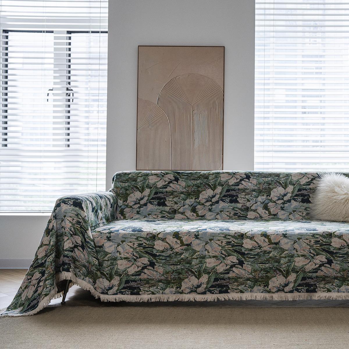 

Sofa Towel Anti-cat Scratch Green Flower Ethnic Jacquard Thick Retro Sofa Cover 140*180