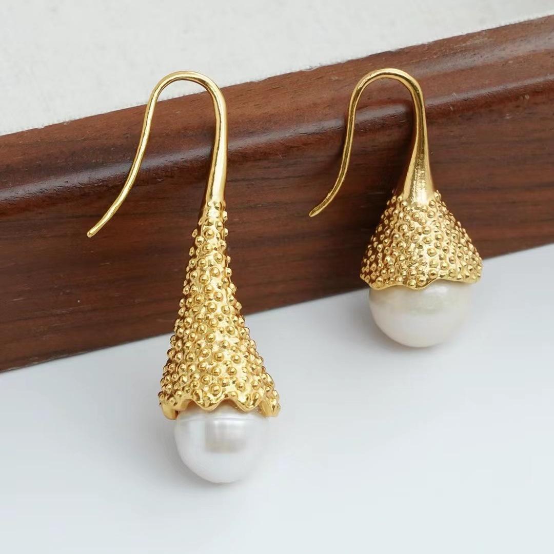 

Серьги-пусеты с геометрическим горошком из пресноводного жемчуга, ретро, легкая роскошь, элегантные, с крючком для уха, нишевый темперамент, высококлассные серьги для женщин