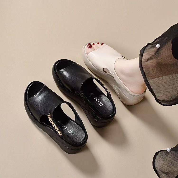 Wedge heel platform sandals women's 2025 summer new non-slip soft-soled going out slippers women's mother shoes women's cool slippers