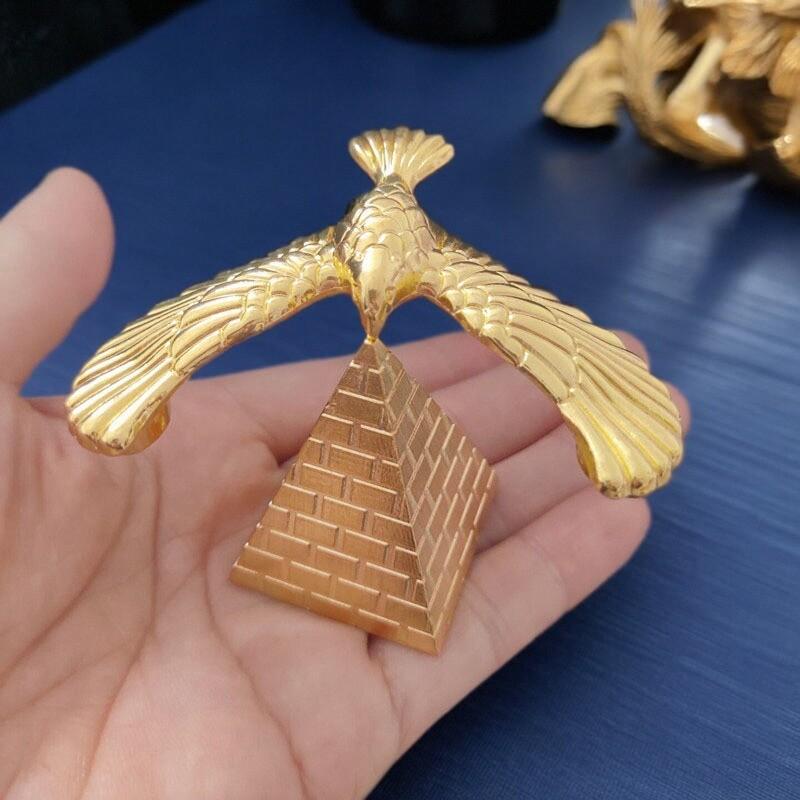 Metal Balance Eagle Pyramid Puzzle Children's Early Education Suspension Anti Gravity Bird Creative Ornament Model
