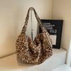 Large capacity leopard nylon hot sale crossbody bag zipper high aesthetic fashion shoulder soft simple bag
