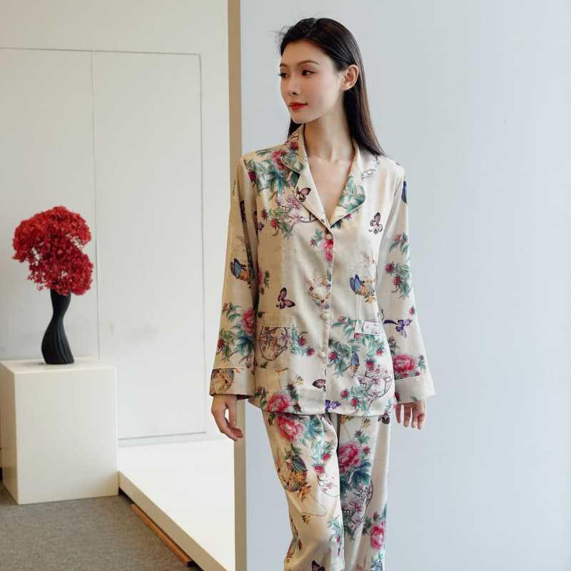 Blüten am Wegesrand: Damen Langarm Pyjama-Set im Nationalstil für Frühling und Herbst