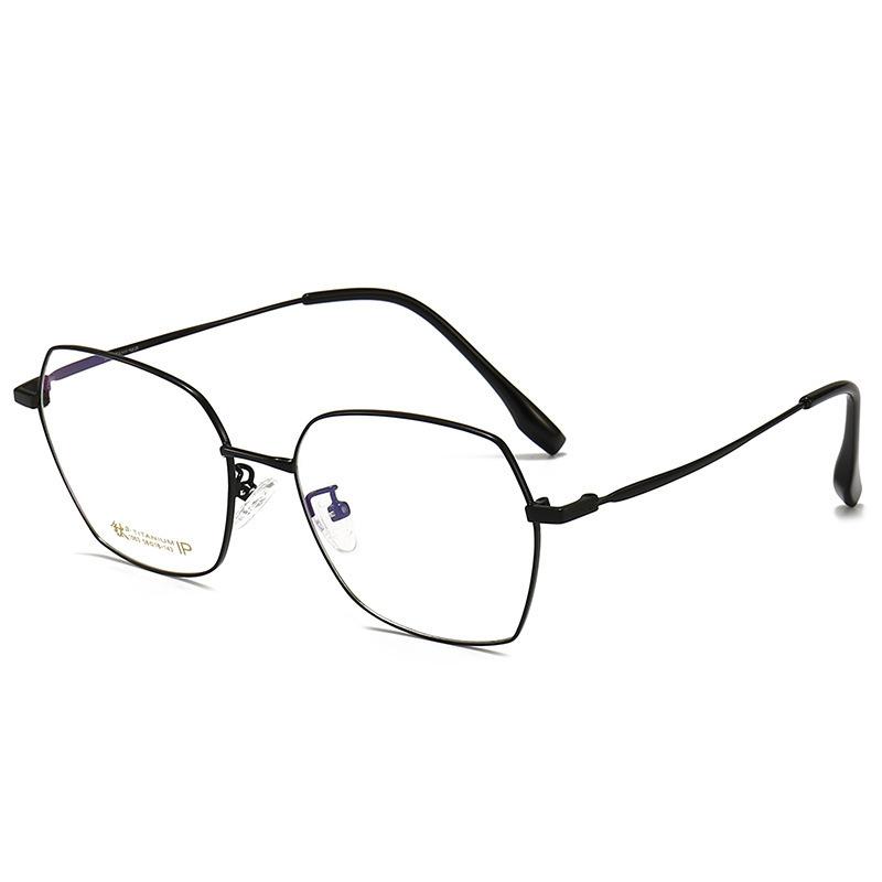 Ultra-light Titanium Alloy Glasses Can Be Equipped with Light-proof Myopia Glasses.