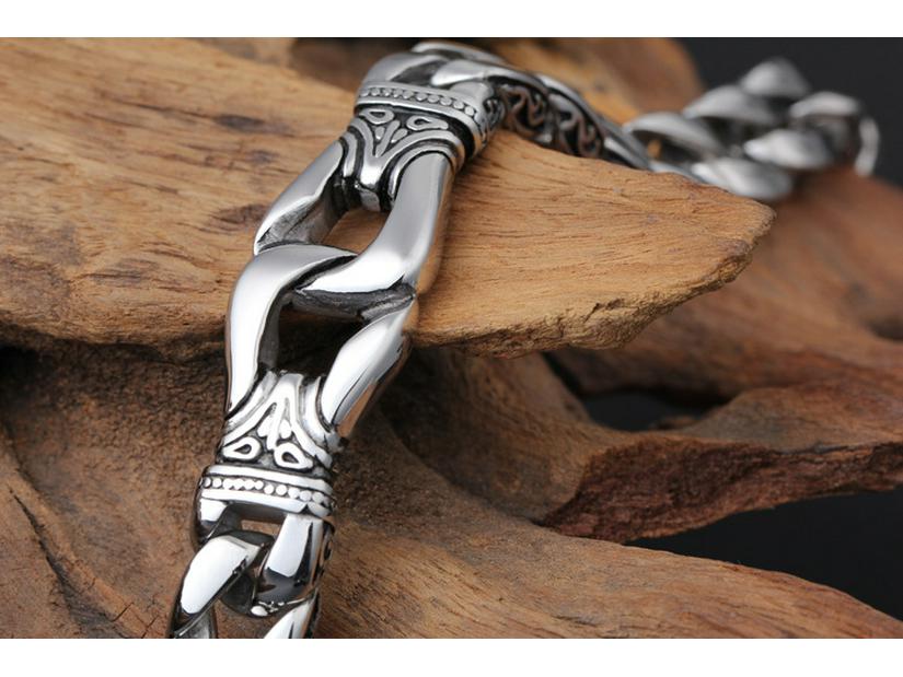 Retro Men's Stainless Steel Titanium Bracelet - European and American Fashion