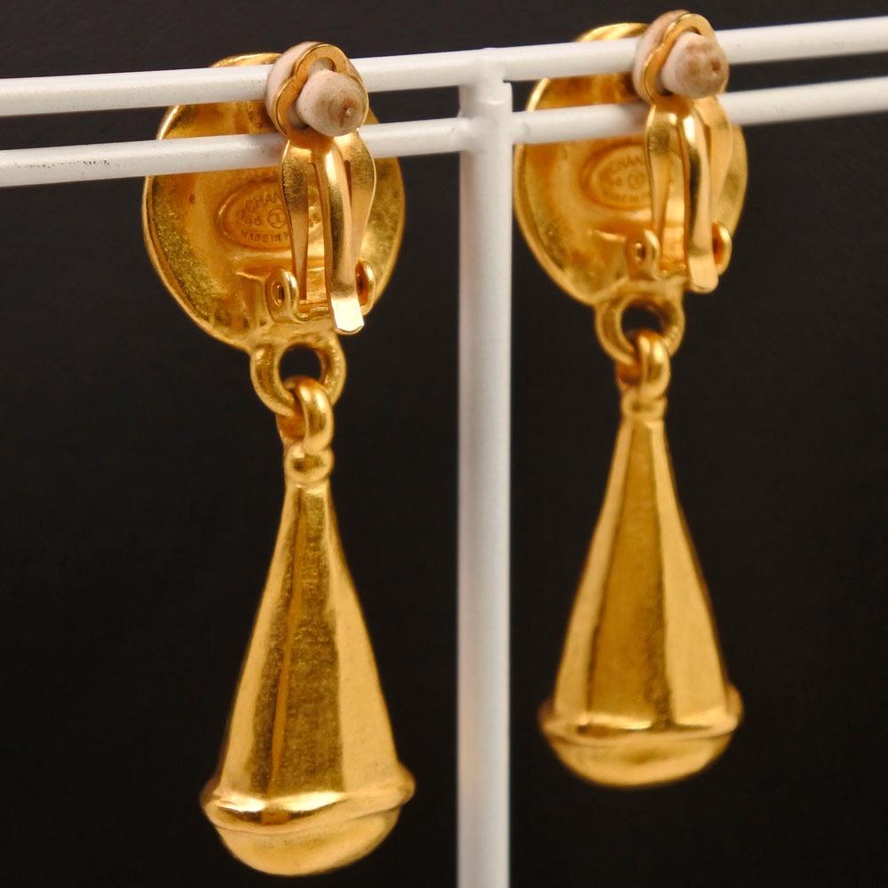 CHANEL Earring Swing / COCO Mark gold Plated Gold 29.8g Women Used