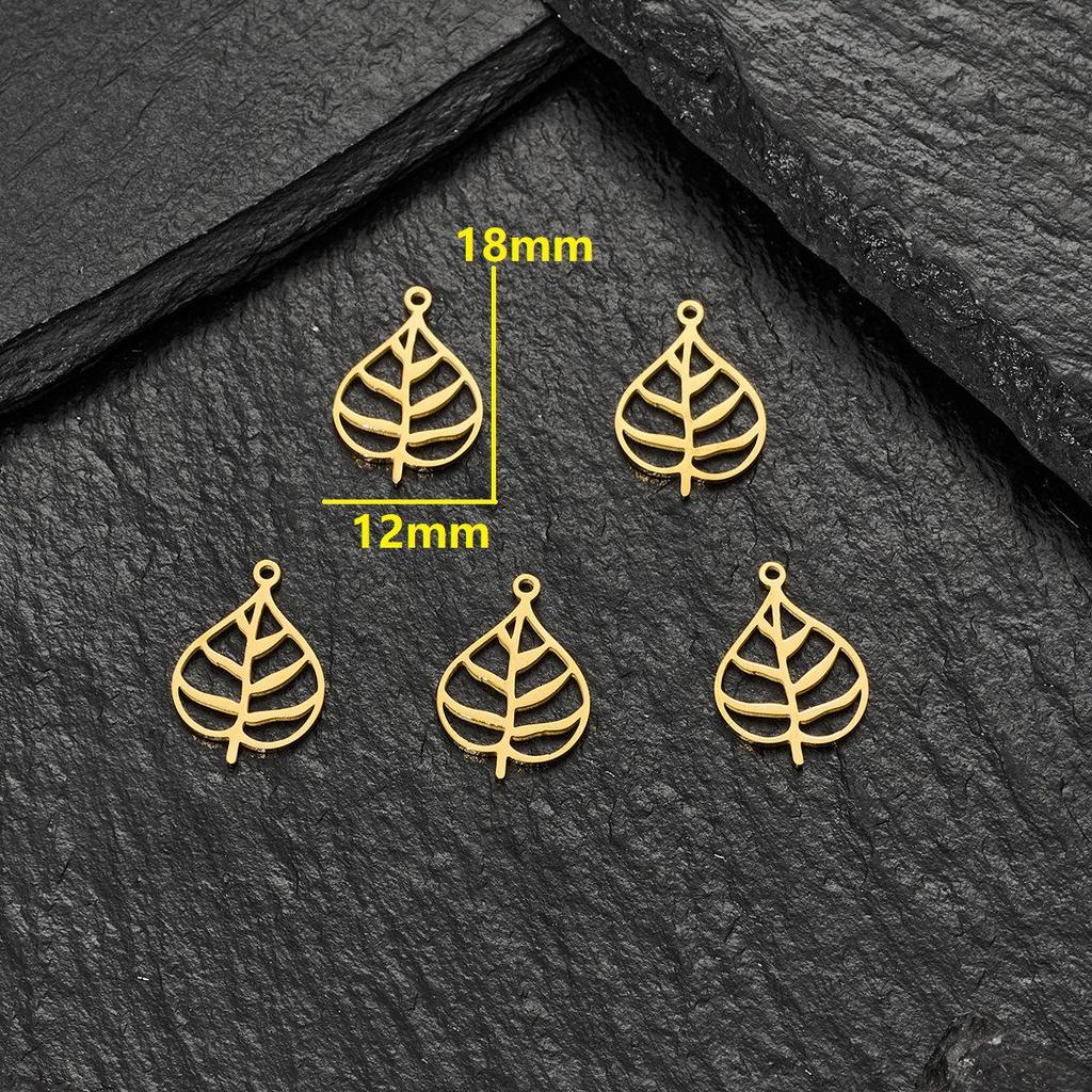 Stainless Steel Big Tree Leaf Pendant: Fresh, Fashionable DIY Jewelry Accessory