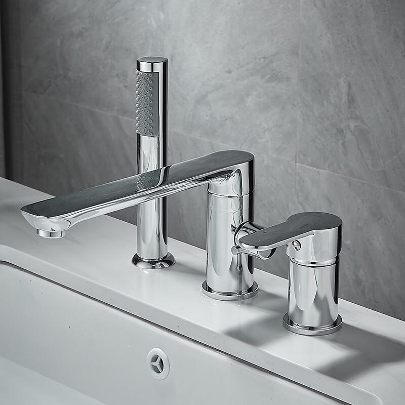 

Yipan Rotatable Wall-Mounted 3-Piece Bathtub Faucet and Shower Set