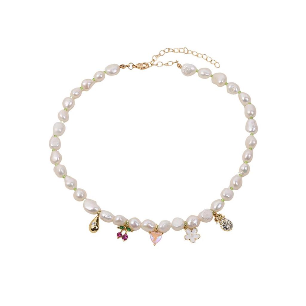 Elegant Baroque Pearl Clavicle Necklace: French Fashion, Luxurious & Versatile Jewelry for Women