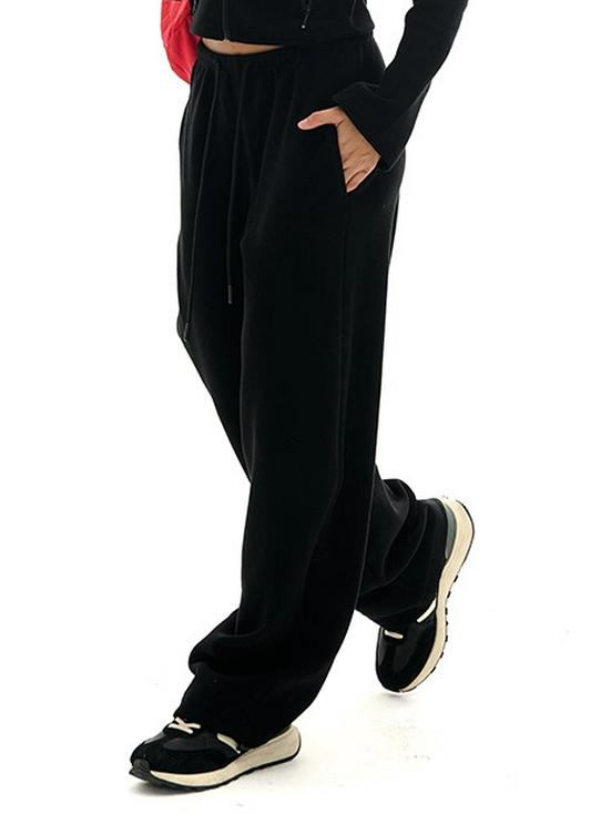 

В наличии Американский Ретро Свитшот с высоким воротом и Куртка на молнии с комплектом банановых зауженных спортивных штанов. Small