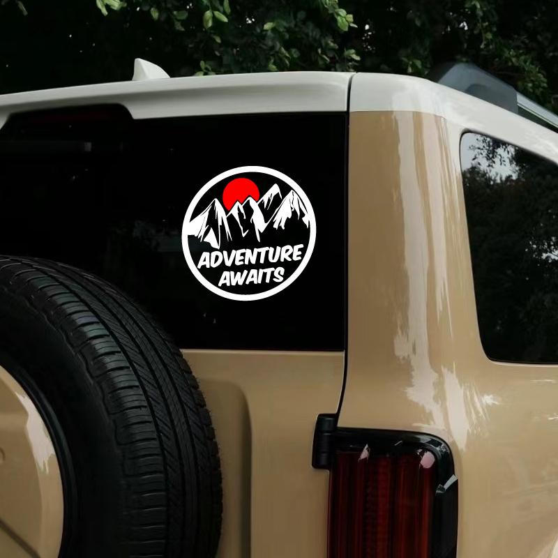 Abenteuer wartet ,Sonne und Berge Aufkleber Vinyl-Aufkleber - Für Autos, Lastwagen, Wände, Laptops, Fenster, Motorräder,