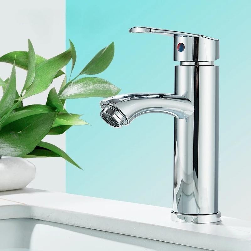 Wonderful Basin Bathroom Sink Faucet Chrome Water Faucet Hand -watert Basin Bathroom Bathroom Splash Anti Hot and Hot Faucet