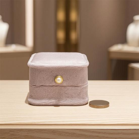Velvet Jewelry Box, with Shock-Proof Lining Hard Case, Protects Jewelry from Oxidation And Scratches Jewelry Organizer