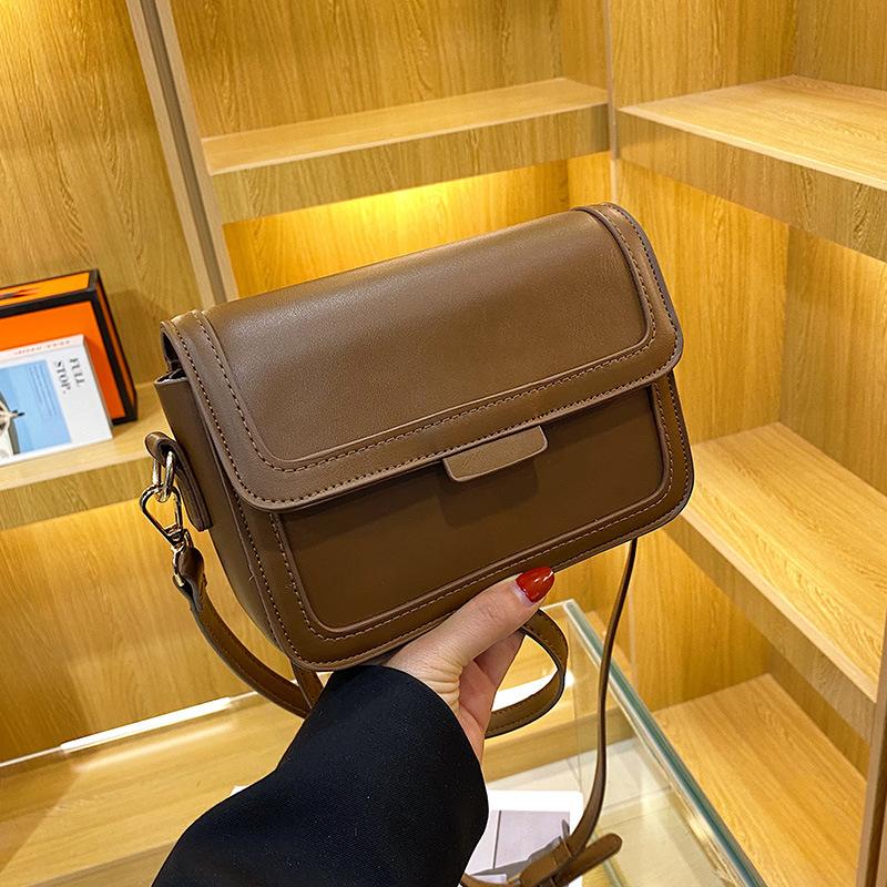 Bag Women's New Trendy Fashion Contrasting Color Single Shoulder Underarm Small Square Bag Texture Retro Oblique Span Bag