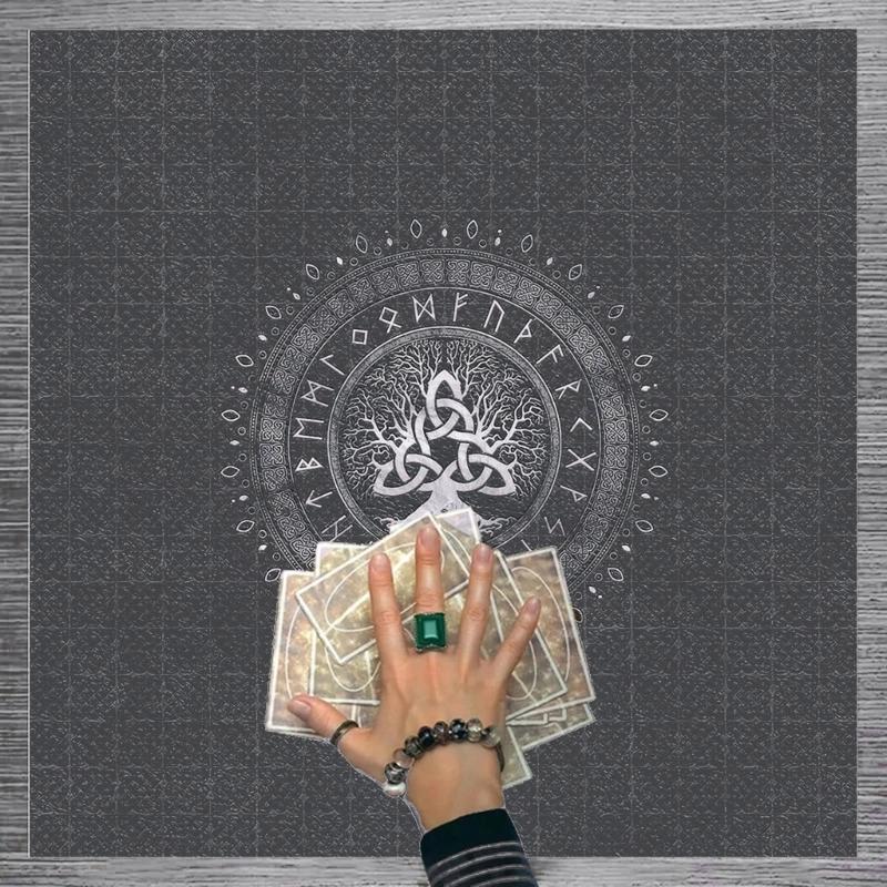 Tarots Table Altar Cloth Board Game Mat Divinations Altar Tablecloth