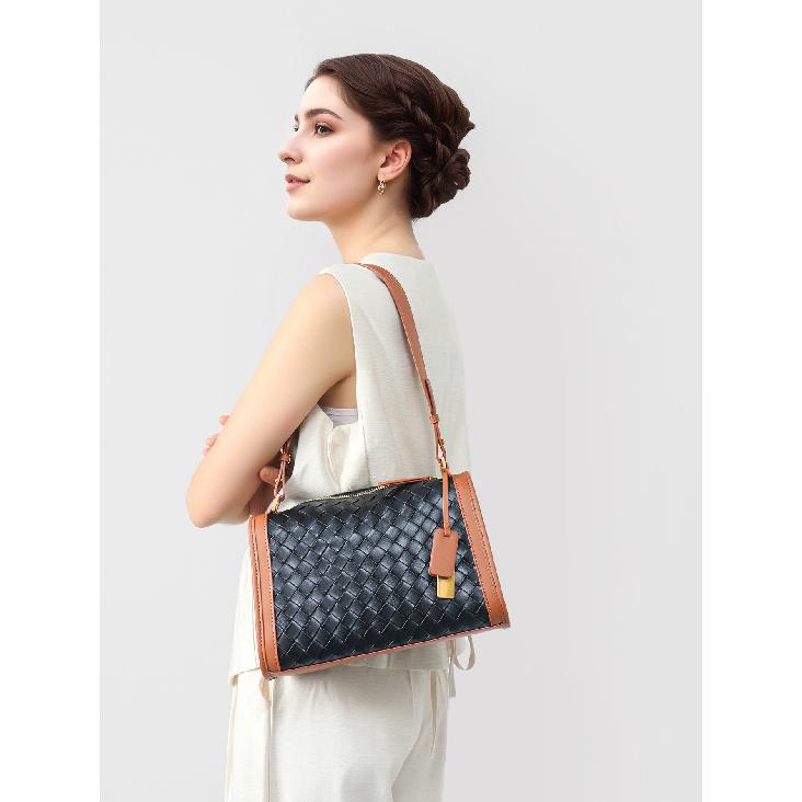 Genuine Leather Versatile Crossbody Bag Vintage Boston Bag Women's Shoulder Bag Fashion New Women's Commuter Bag
