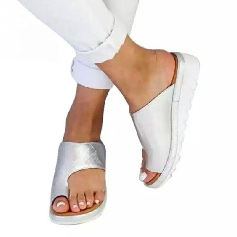 Flat bottom slope heel cool slippers women's summer new cover toe light bottom thick sole outer wear women's sandals