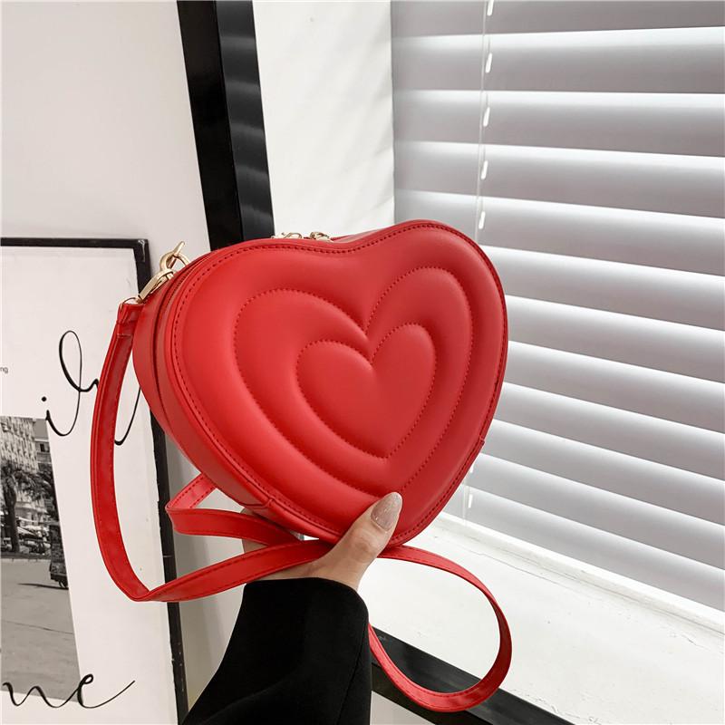 Retro Heart Shape Faux Leather Shoulder Bag for Women Fashionable Vintage Crossbody Purse CLE