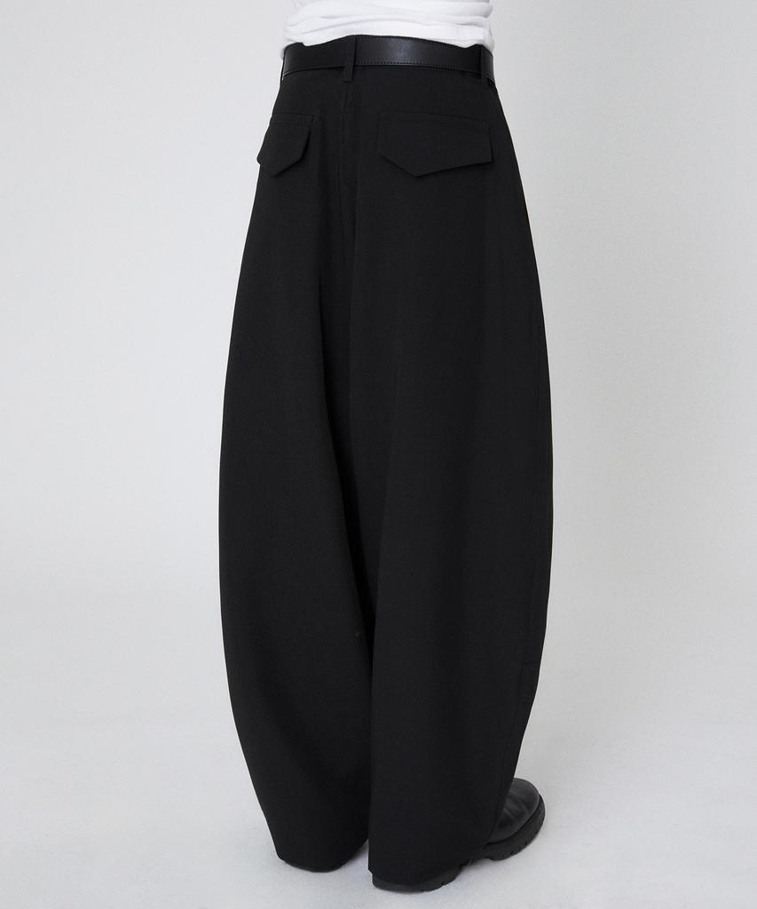 Seuweideu One Tuck Slacks [Black]