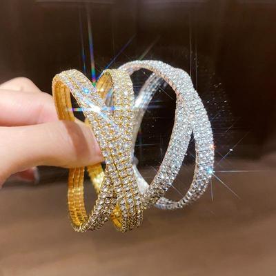 Geometrisches mehrschichtiges luxuriöses Armband: Europäisches & Amerikanisches Trend-Armband für Damen