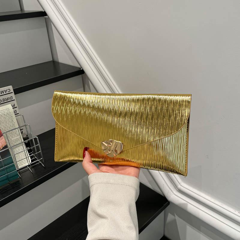 Envelope Hand-held Bag - Feminine and Stylish, Ideal for Formal Events.