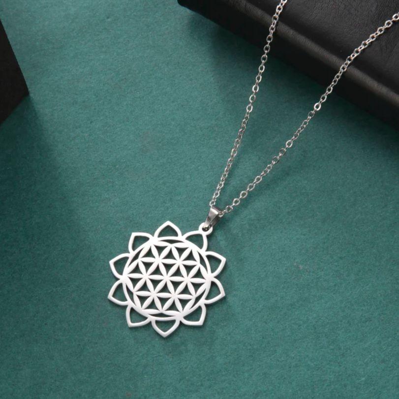 LIKGREAT Flower of Life Round Pendant Necklaces Stainless Steel Fashion Hollow Mandala Chakra Choker Jewelry Gifts for Women Men