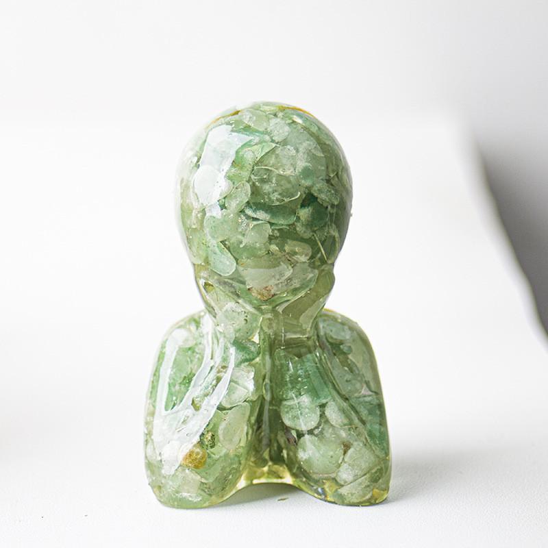 Resin Art Figurine With Natural Quartz Stone For Tabletop Office Decoration
