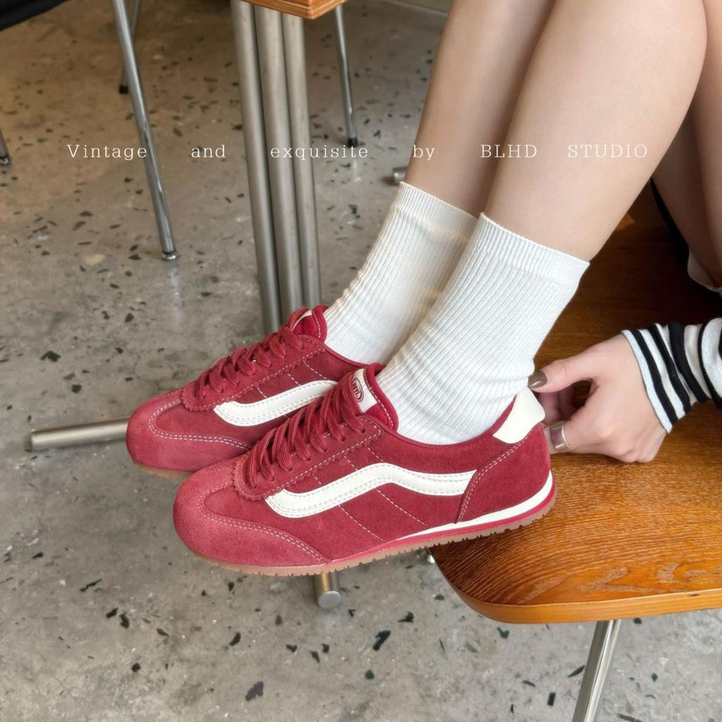 Leather casual sports Forrest Gump training shoes women's 2025 new soft-soled comfortable board shoes red retro low-top tide