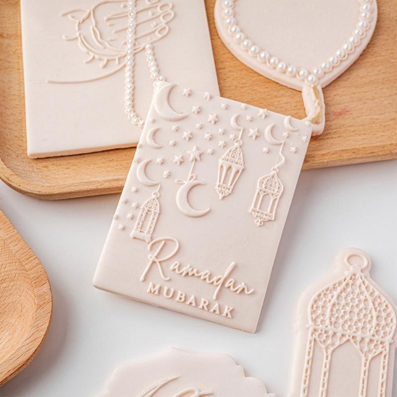 Plastic Biscuit Molds Cookie Stamp Tower Moon Pattern Cookie Cutter DIY Fondants Cake Molds Kitchen Pastries Bakewares