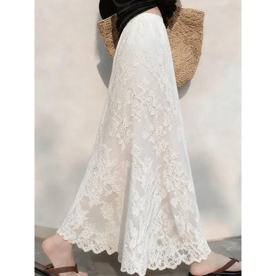 Letní design, elegantní temperament, pocit přívěsku, bílá krajková sukně, dámská dlouhá sukně do pasu, úzká, áčková, bílá krajková midi sukně do pasu