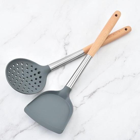 Cooking Spatula with Hole Heat-resistant Beech Non-stick Colander Spoon Spatula Kitchen Utensils