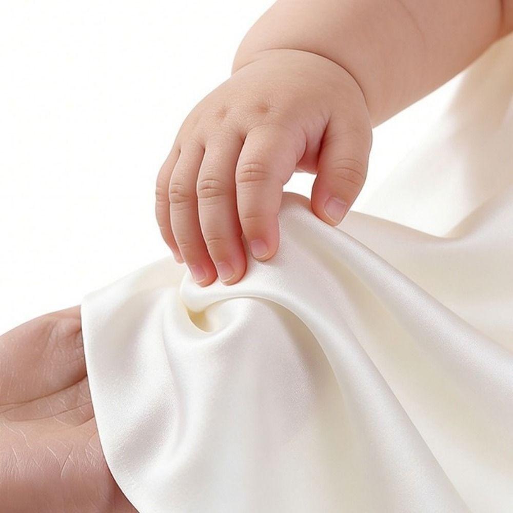 Folding Bed Sheet Storage Bag Dust-proof Down Jacket Storage Bag  Wardrobe