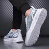 Leichte Sportschuhe Herren Sommer neue lässige Herrenschuhe trendige Mesh Herrenschuhe Plateau Laufschuhe
