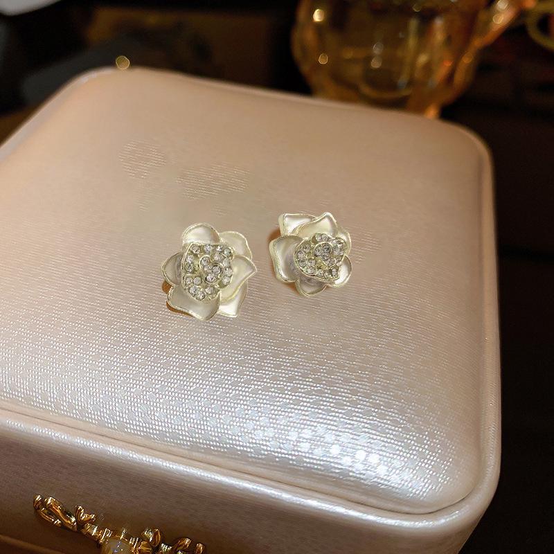 Niche Flower Stud Earrings: 2023 Trendy S925 Sterling Silver, Luxurious  Sophisticated Ear Jewelry
