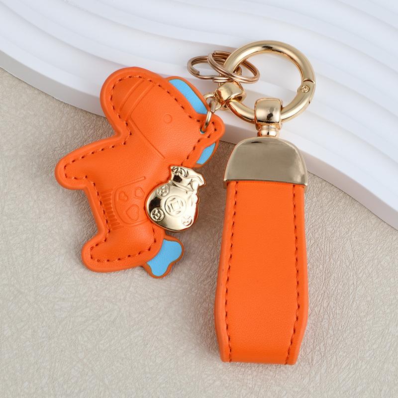 Immediately rich hand rope keychain, leather cartoon pony pendant couple bag Internet celebrity car keychain