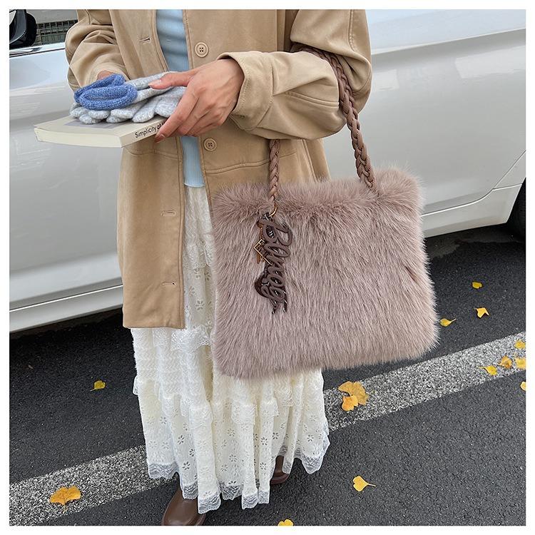 New Women's Shoulder Bag Plush Bag