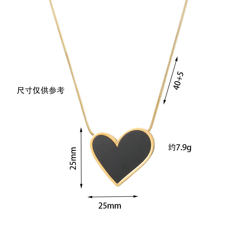 Loving Heart Mother Of Pearl Titanium Steel Necklace Women Simple Elegant Pendant Jewelry Luxury Minimalist
