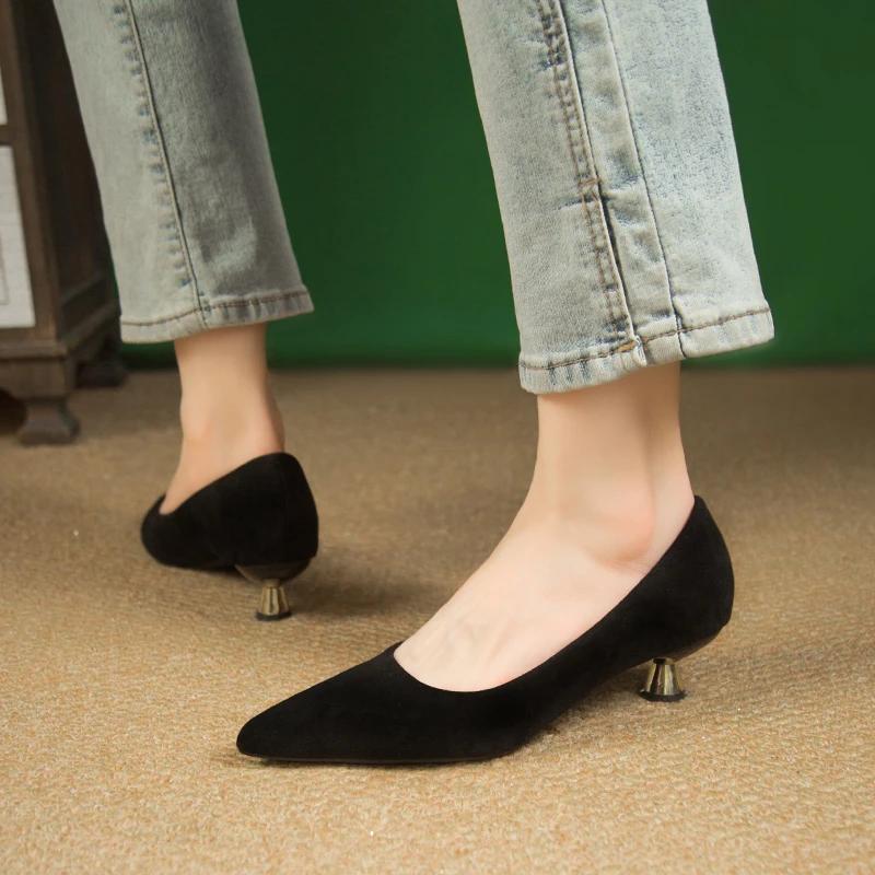 2024 Mode Runde Zehen Komfortable Einfarbig Damen Schuhe Eins-zu-Eins Bestseller Vielseitig Atmungsaktiv Stiletto Damen Schuhe