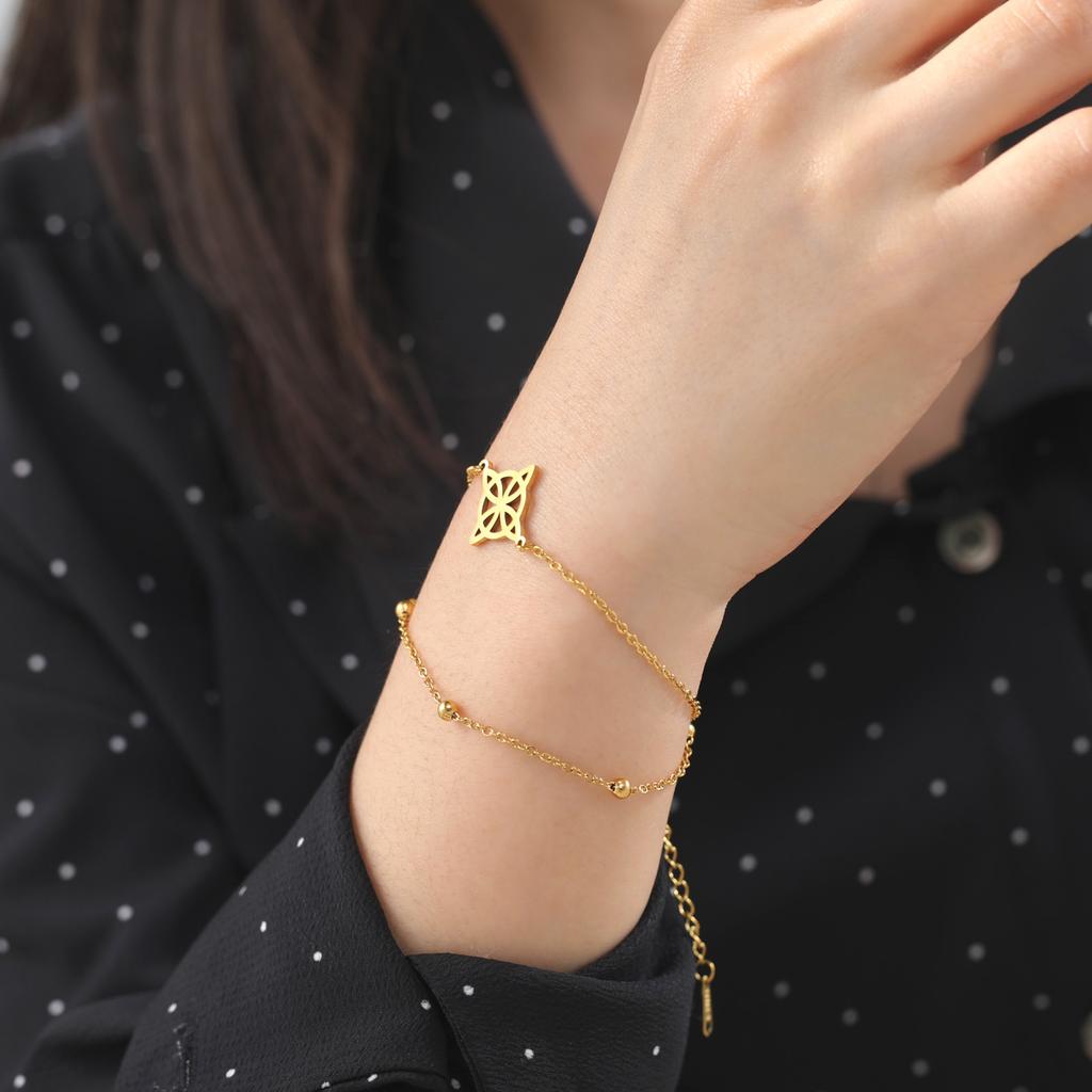 Bracelet à breloques en forme de nœud de sorcière pour femme, bracelet double couche en acier inoxydable