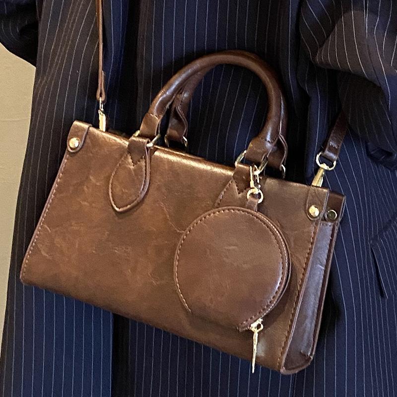 Herbst neue Tasche Damen Trend lässige einfache Umhängetasche beliebte Damenhandtasche Pendler kleine quadratische Tasche
