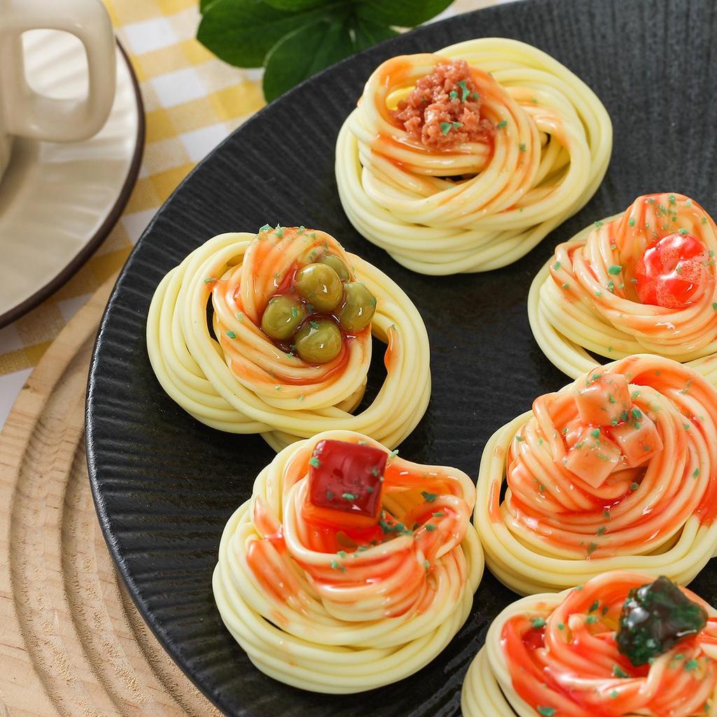 Spaghetti Shrimp Gravy Model for Western Food Display & Movie Props