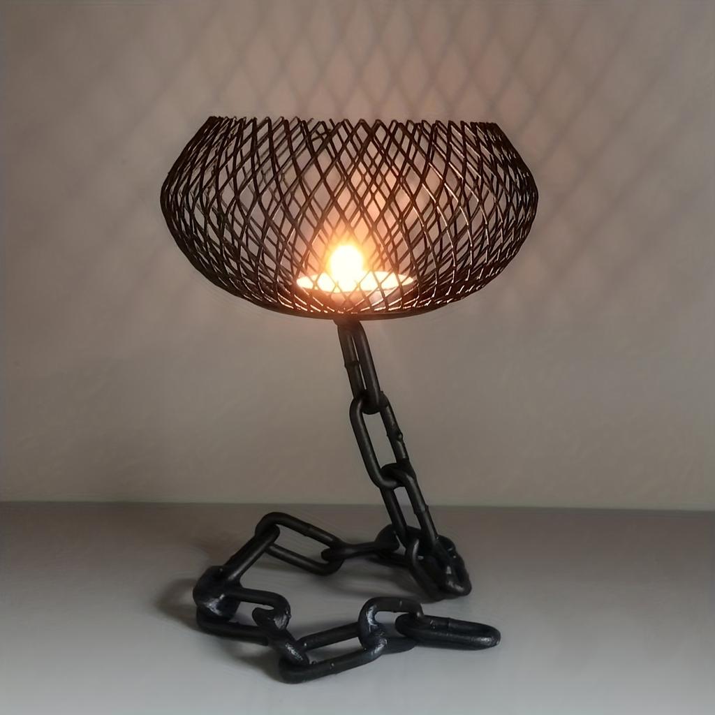 1PC Industrial Chain Iron Candlestick: A Retro Industrial-style Decorative Piece with a Chain Design, Suitable for Indoor/outdoor Use.