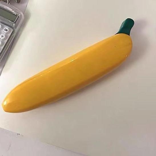 

High Appearance INS Style Banana Push Pen Funny Simulation Stationery Cute Creative Writing Tool for Student School Office Daily