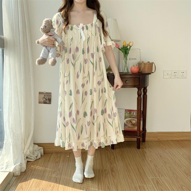 Women's Plus Size Ice Silk Nightdress - Summer Over-the-Knee, High-End, Loose Fit, Thin Section for Sizes Up To 300 Jin