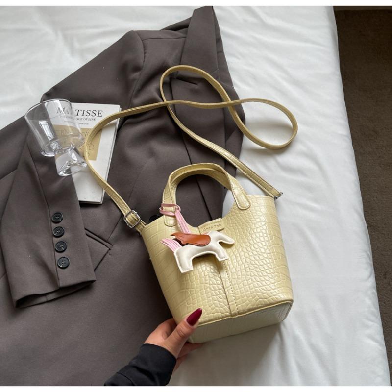 

Сумка-ведро женская новая летняя на плечо, сумка-мессенджер, универсальная, премиальная текстура, женская сумочка хаки