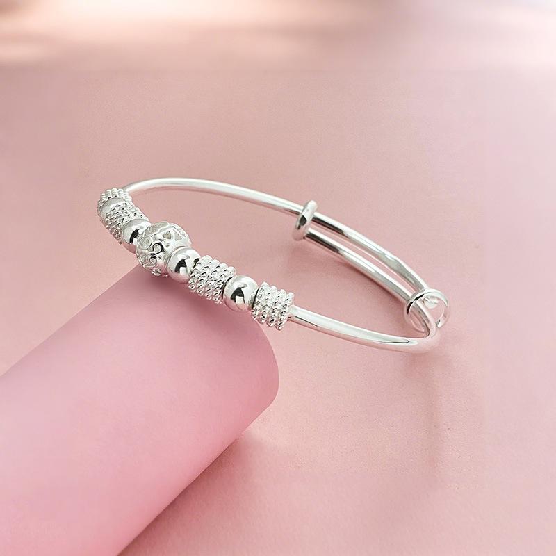 Exquisite Silver-Plated Women's Push-Pull Lantern Bracelet with Luck Beads – Fashionable European & American Style Hand Jewelry