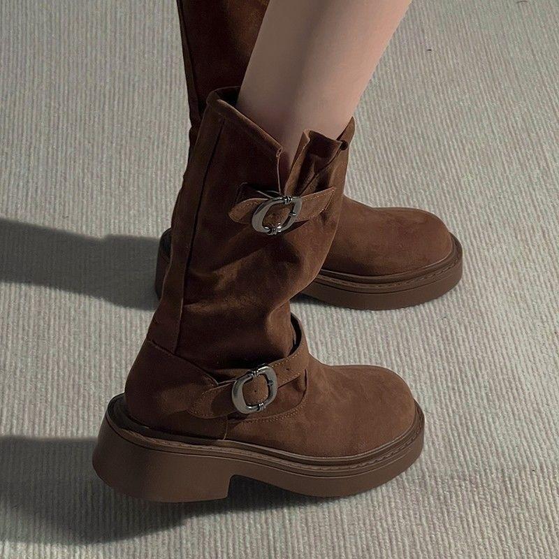 

Thick-soled Martin boots women s 2025 autumn new retro mid-tube western stacking boots belt buckle metal locomotive short boots 40 коричневый