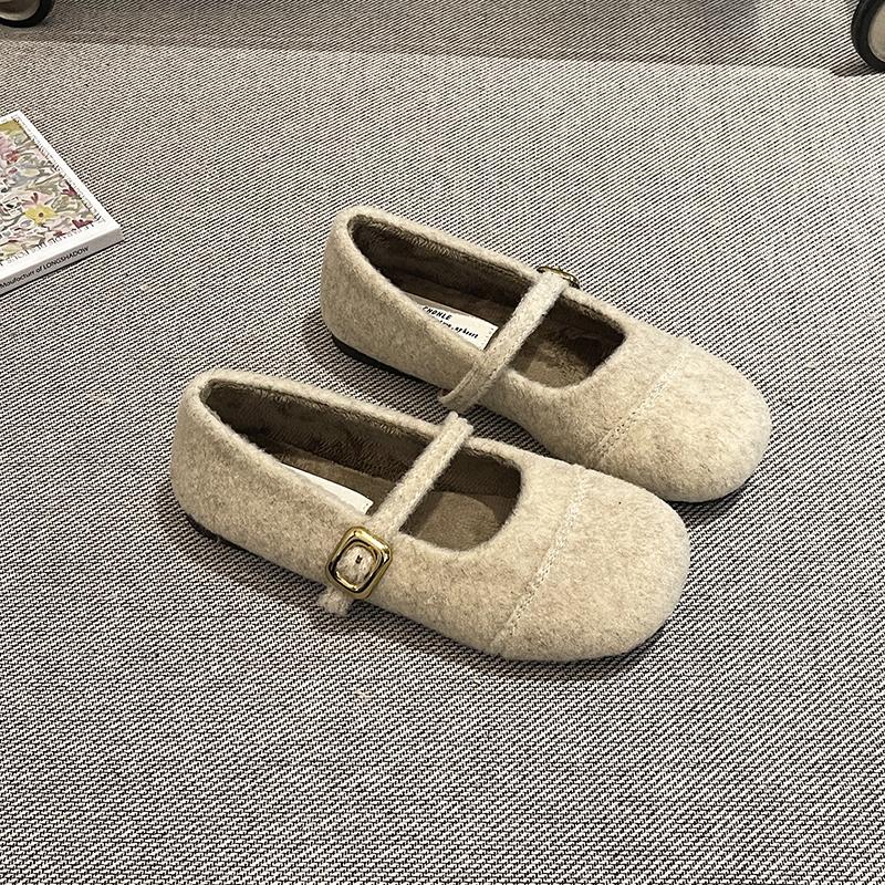 Fur Lining Women Flats Shoes Comfort Round Toe Soft Sole Shoes Outdoor Warm Short Plush Mary Jane Shoes For Autumn Winter