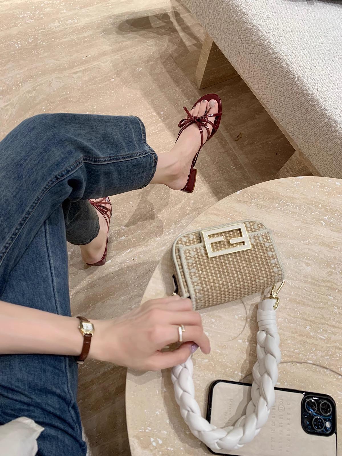 

Sheepskin version~ Sweet bow versatile thick heel open-toed cool slippers for women 40