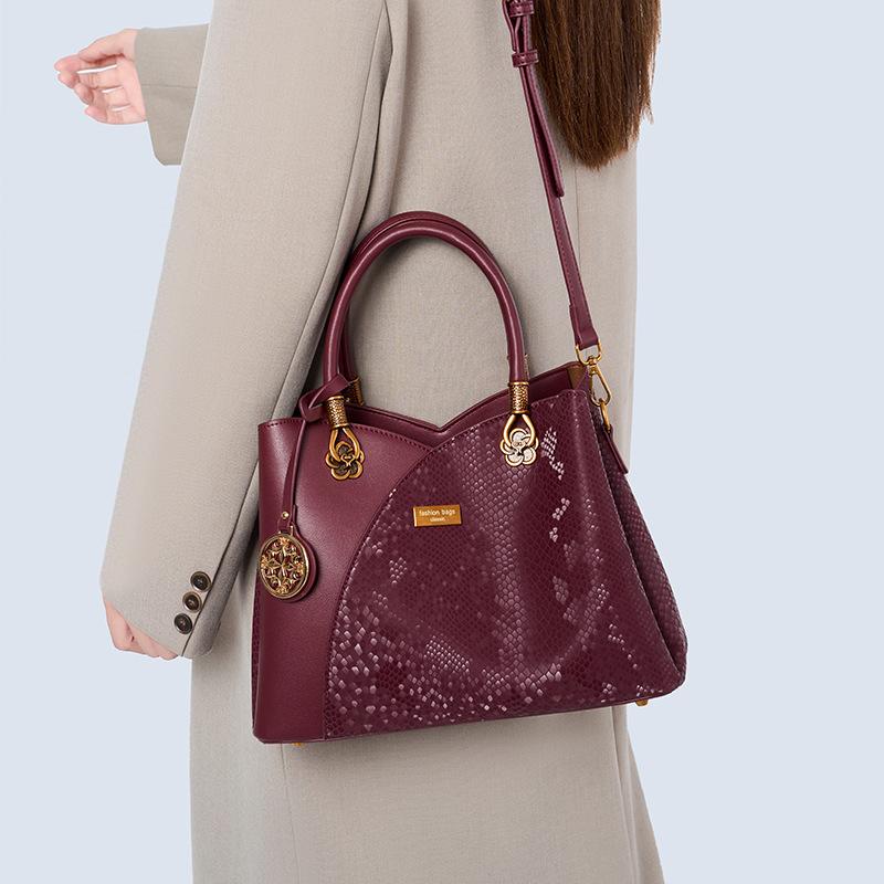 Red Bag Light Luxury Versatile Mother Wedding Bag Practical Messenger Handbag Mother-In-Law Wedding Bag