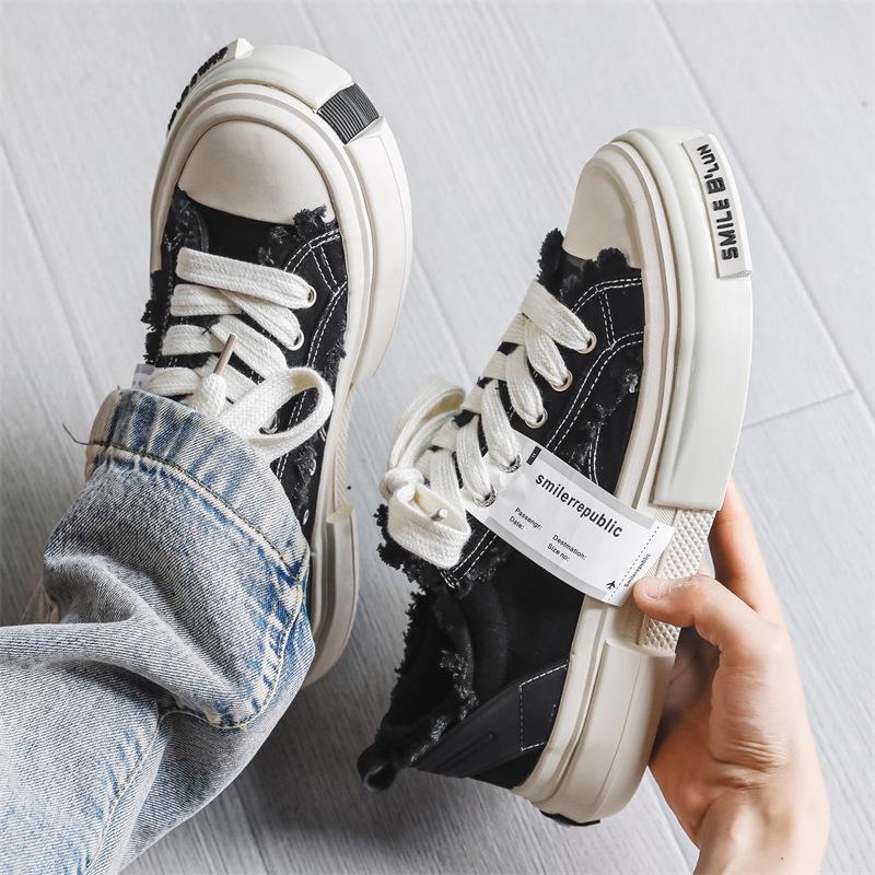 Herren Schwarze Sommer Canvas Plateau Sneaker: Atmungsaktive, höhenerhöhende, lässige Schuhe im amerikanischen Stil für Studenten